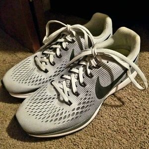 Nike zoom pegasus 34 size 8